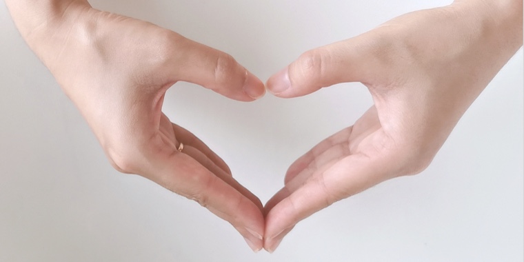 關(guān)愛(ài)弱勢(shì)群體專欄