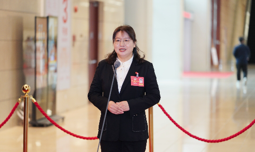 省政協委員、東莞市新業態行業工會聯合會專職副主席曾香桂：建立新就業群體培訓與就業銜接機制